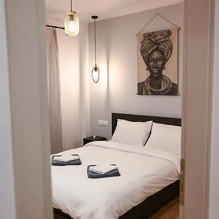 Mavi's Hub * لاريسا